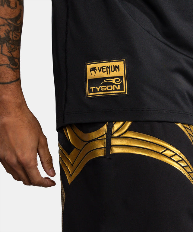Koszulka Venum x Mike Tyson Tiger Dry Tech – Czarna/Złota