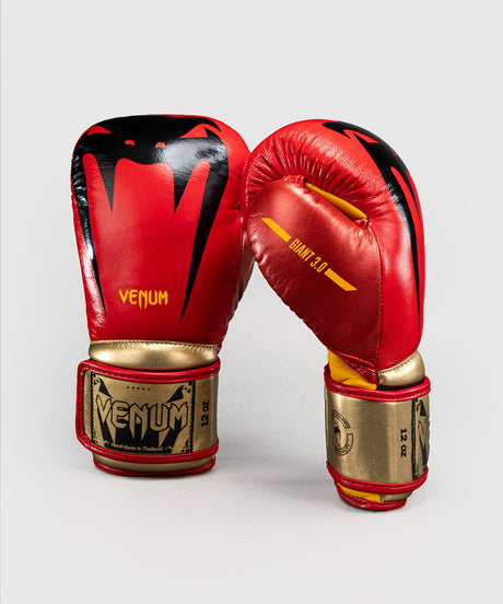 Guantoni da boxe Venum Giant 3.0 – Rosso/Giallo/Oro