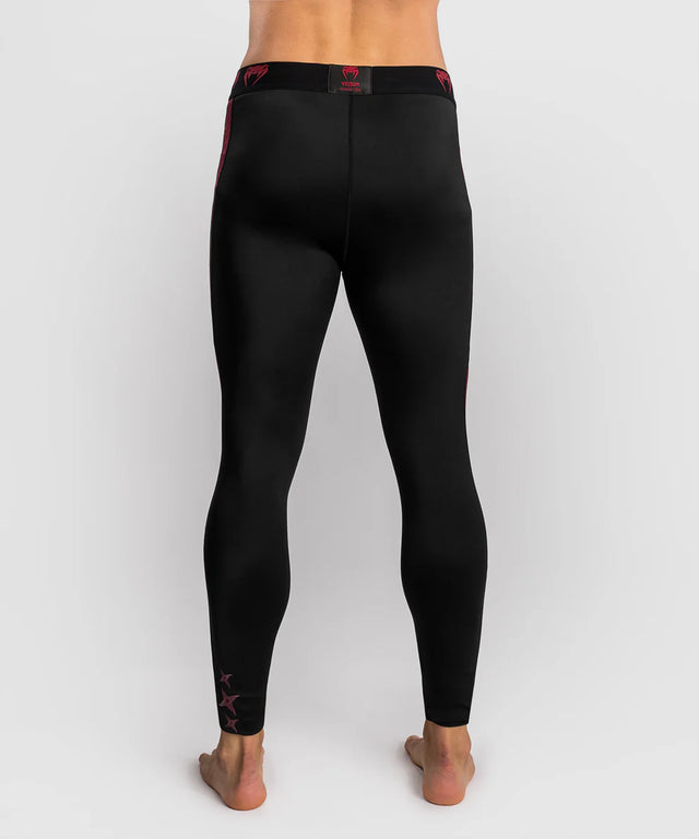Spats Venum x Assassin's Creed Shadows – Bordeaux/Nero