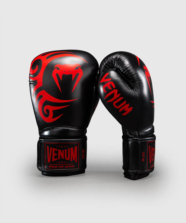 Boxerské rukavice Venum x Mike Tyson Giant 2.0 – Černé/Červené