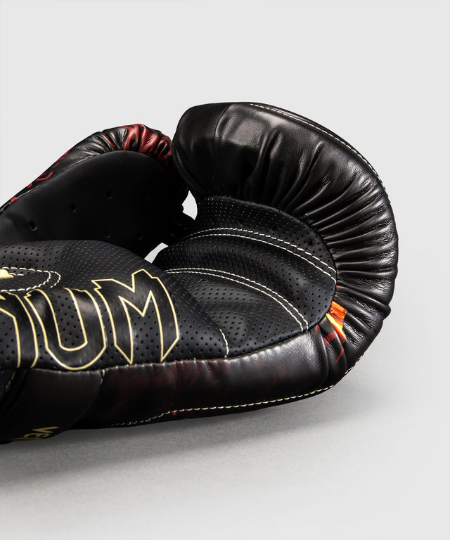 Venum Boxhandschuhe Jujutsu Kaisen x Sukuna Impact Evo – Schwarz/Beige
