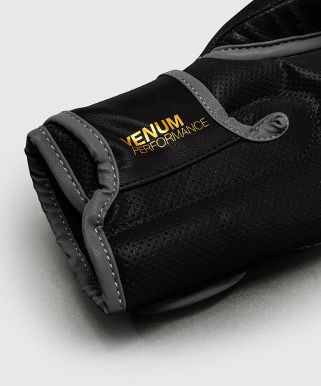 Guantes de boxeo Venum Matupa – Negro/Gris/Oro - vista trasera