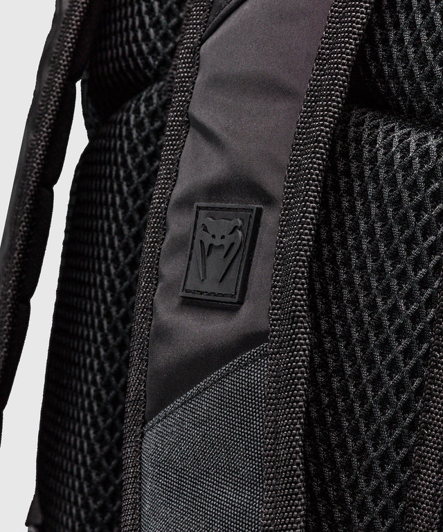 Rucsac Venum Amazonia Reborn L – Negru/Roșu