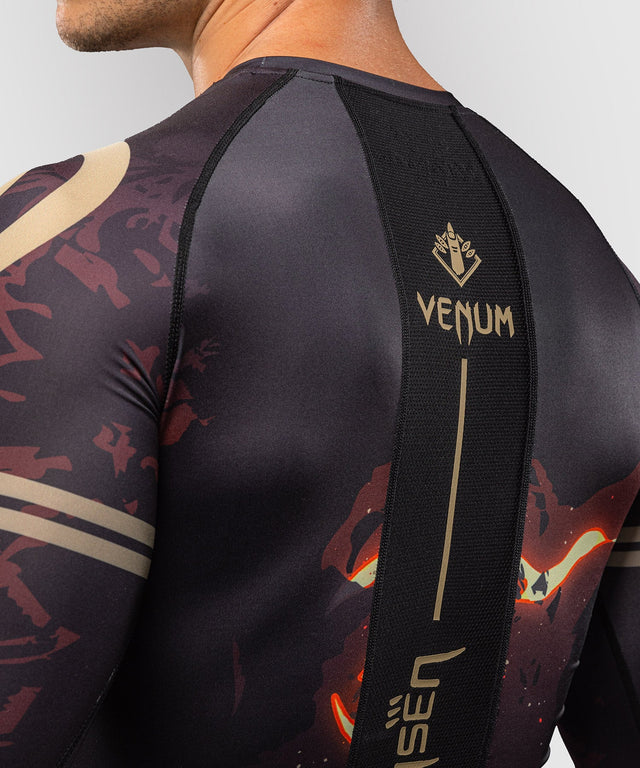 Venum Rashguard x Jujutsu Kaisen Sukuna Lange ærmer - Sort/Beige