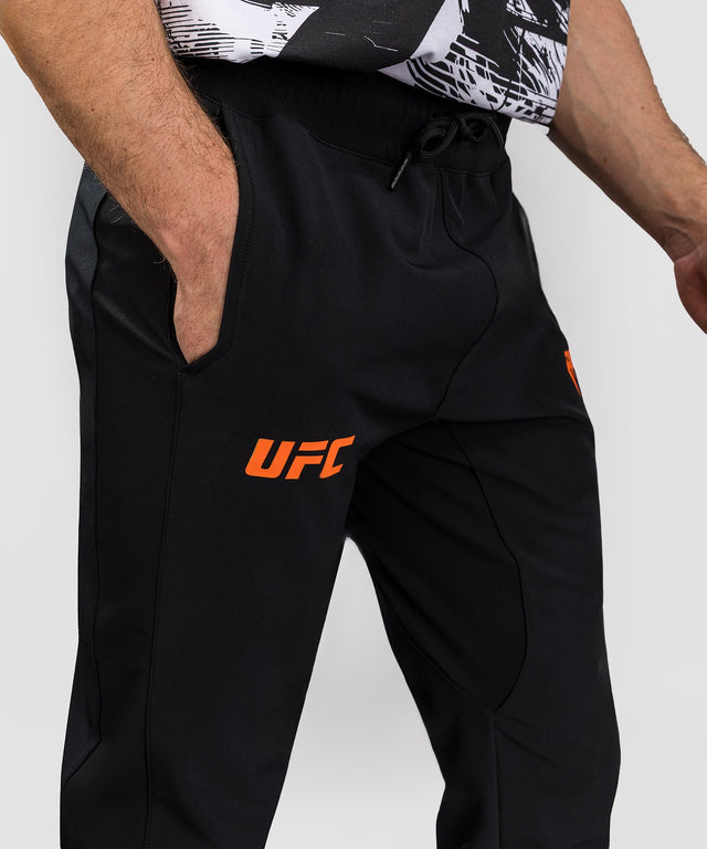 Spodnie treningowe Venum UFC Zenith – Czarne