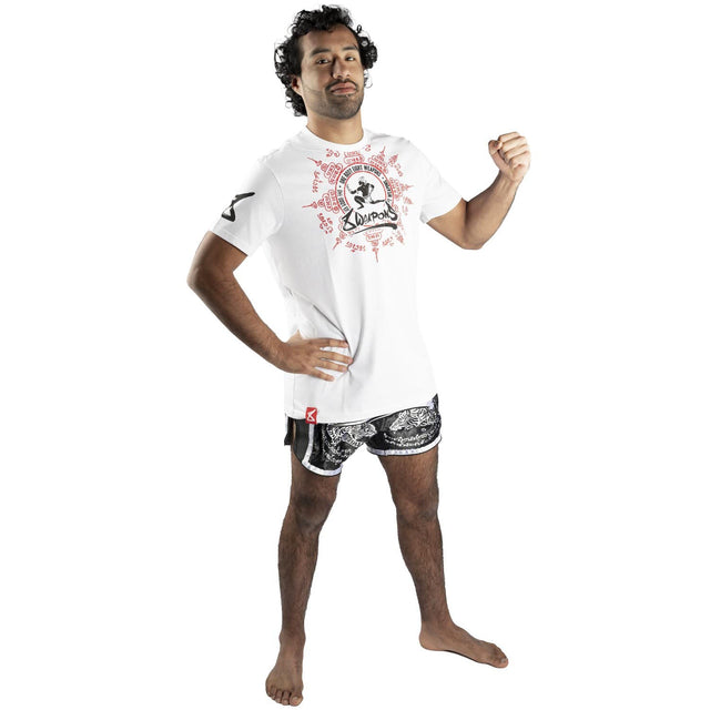 Camiseta 8 WEAPONS Eight Ways Yant – Blanco