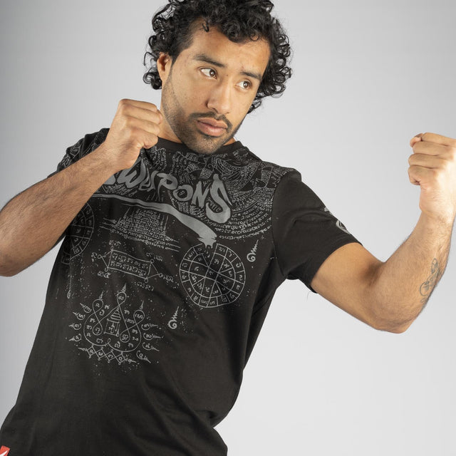 Camiseta 8 Weapons Yantra - Negro