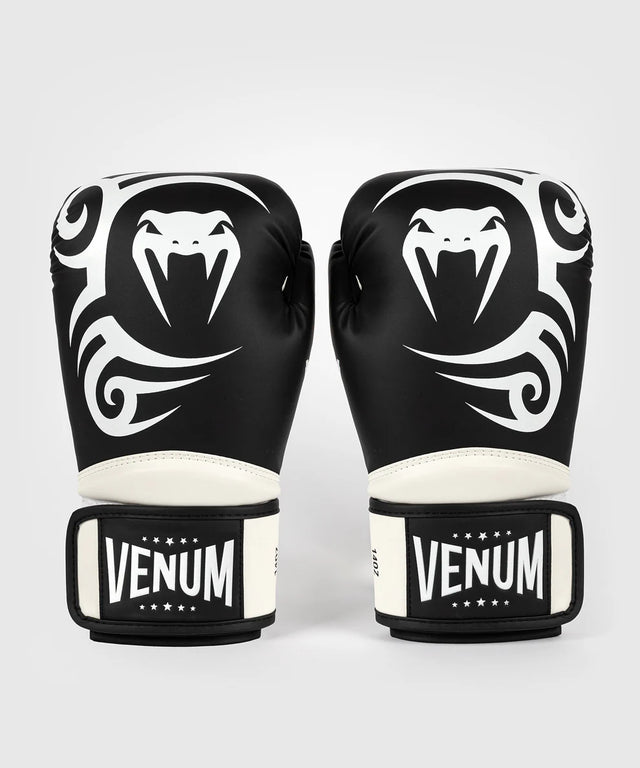 Guantes de boxeo Venum x Mike Tyson Giant 2.0 Pro – Negro/Blanco