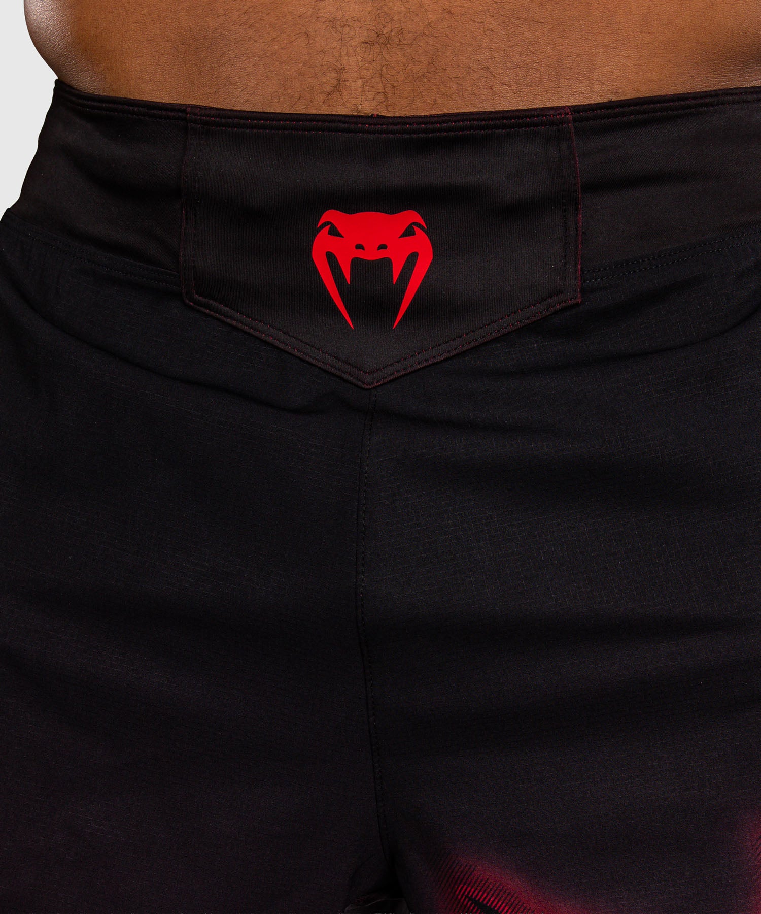 Venum MMA-Shorts Spectre – Schwarz/Rot