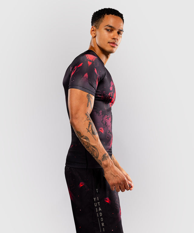Rashguard Venum x Jujutsu Kaisen Itadori – Czarny/Czerwony
