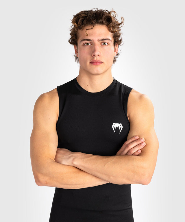 Venum Rashguard Contender – Sort/Hvid