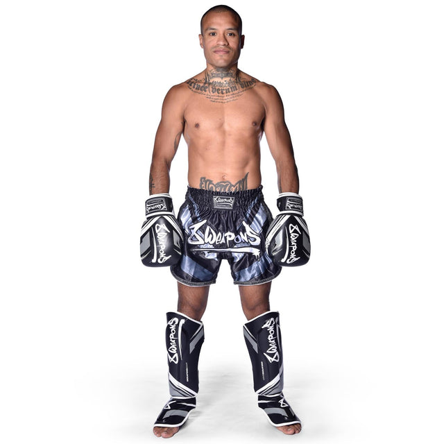 Calções de Muay Thai 8 WEAPONS Shift – Preto Mate