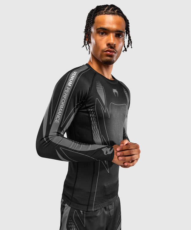 Rashguard Venum Amazonia Reborn Manga Larga – Negro/Gris