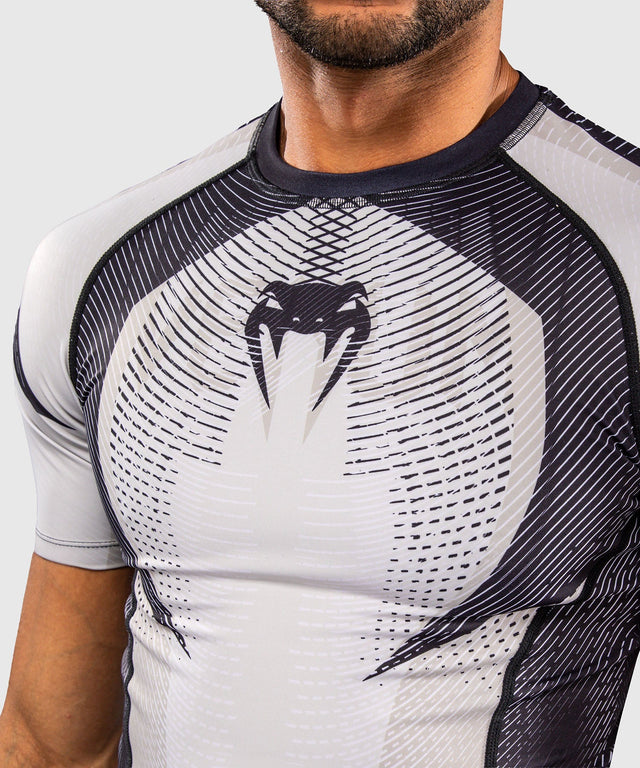 Rashguard Venum Galactic 3.0 Manches courtes – Blanc cassé/Noir