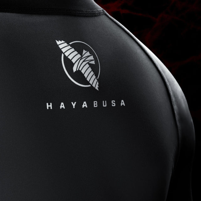 Rashguard de BJJ Hayabusa x UFC Manga Corta Mujer – Negro/Rojo