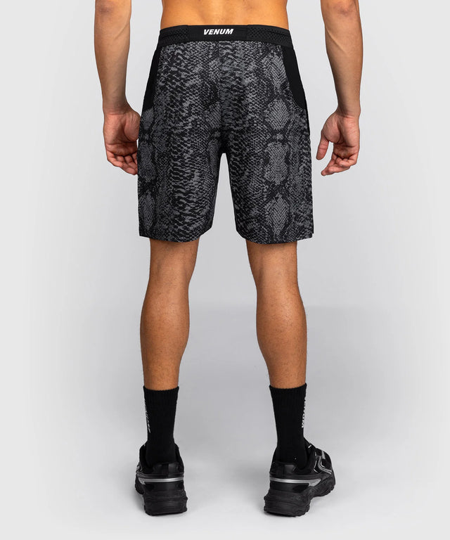 MMA trenky Venum Training Shorts G-Fit Scales – Černé/Šedé