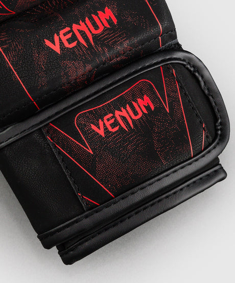 Luvas de MMA Venum Amazonia Reborn – Preto/Vermelho