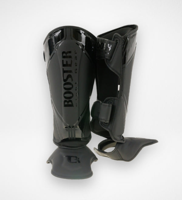 Caneleiras de kickboxing Booster Bangkok – Preto/Preto
