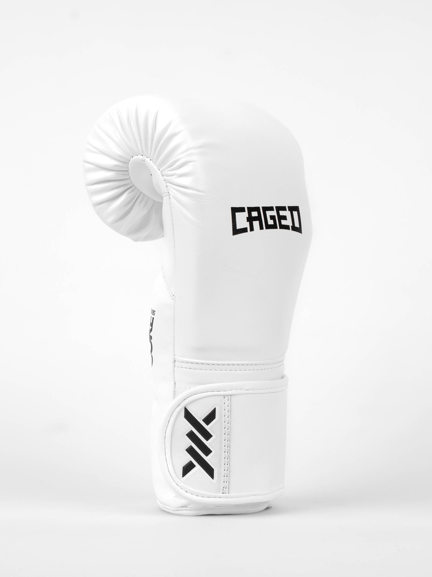 Luvas de boxe Caged Core – Branco/Preto