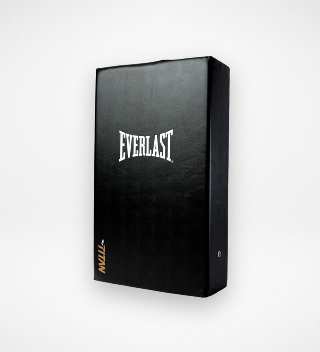 Everlast Titan Sparkdynor – Svart