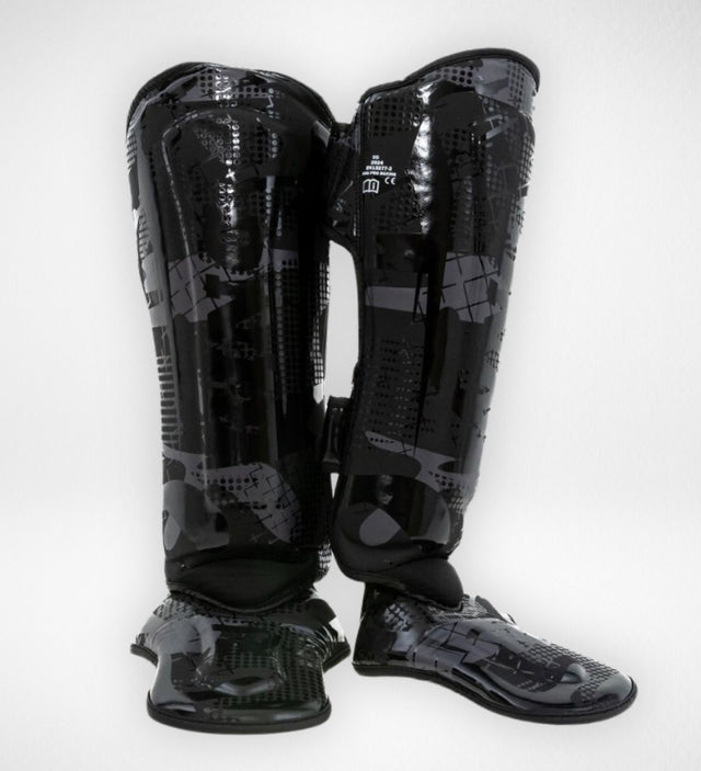 King Pro Boxing Skinnebensbeskyttere Shogun – Sort/Sort