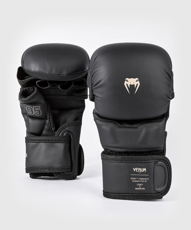 Luvas de sparring MMA Venum Impact Evo – Preto