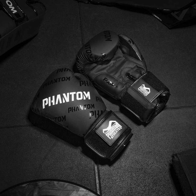 Guantes de boxeo Phantom Athletics Velcro – Negro/Blanco