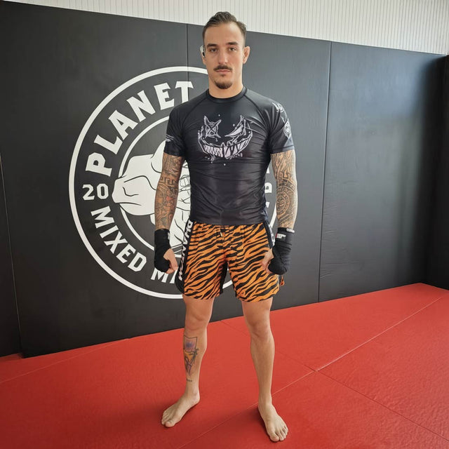 Phantom Athletics Rashguard EVO Two Serious – Schwarz