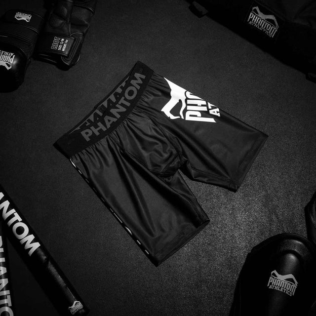 Phantom Athletics Kompressionsshorts Vector Team – Schwarz