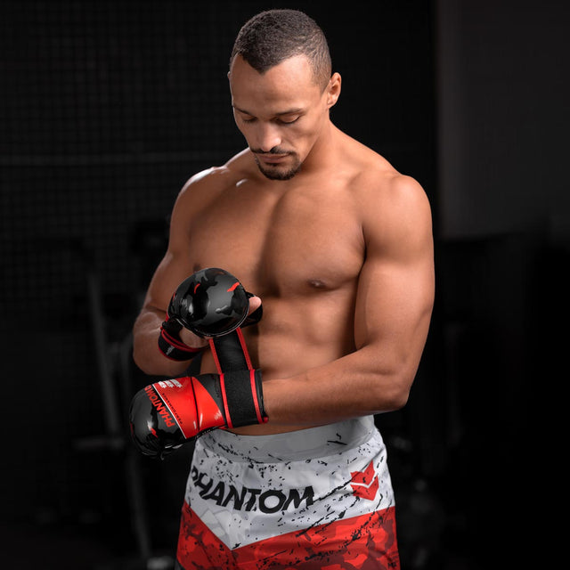 Phantom Athletics MMA-handskar Raider – Röd/Svart Camo