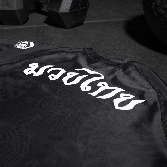 Rashguard Phantom Athletics Sak Yant – Noir/Gris