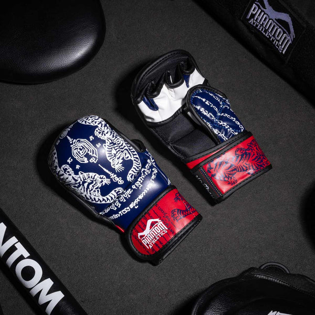 MMA sparingové rukavice Phantom Athletics Muay Thai – Modré