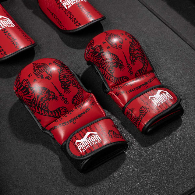 Guanti da sparring Phantom Athletics MMA Muay Thai – Rosso