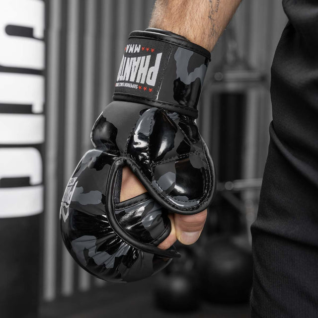 Rękawice MMA sparingowe Phantom Athletics APEX – Czarne/Camo