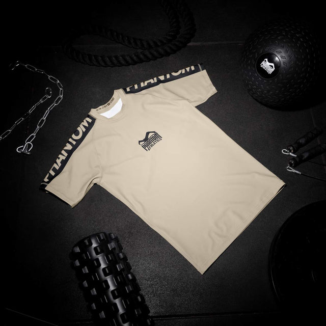 Phantom Athletics Rashguard EVO Apex Korte Mouwen – Sand