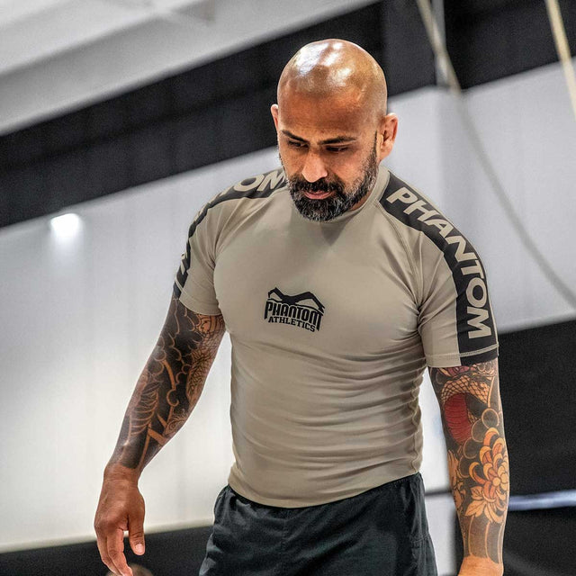 Phantom Athletics Rashguard EVO Apex Korte Mouwen – Sand