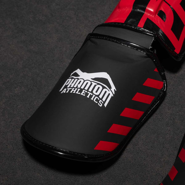Phantom Athletics Skinnebensbeskyttere APEX Striking – Rød