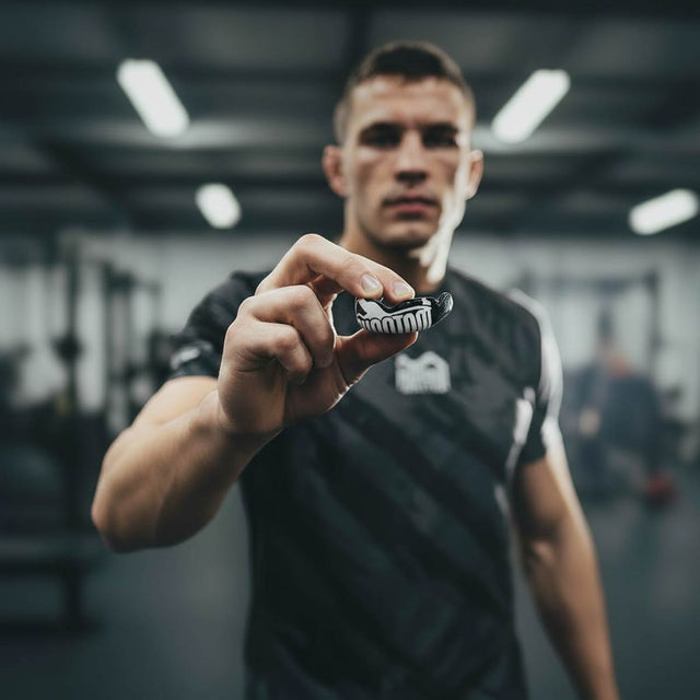 Proteză dentară Phantom Athletics Elite Supporter – Negru/Alb