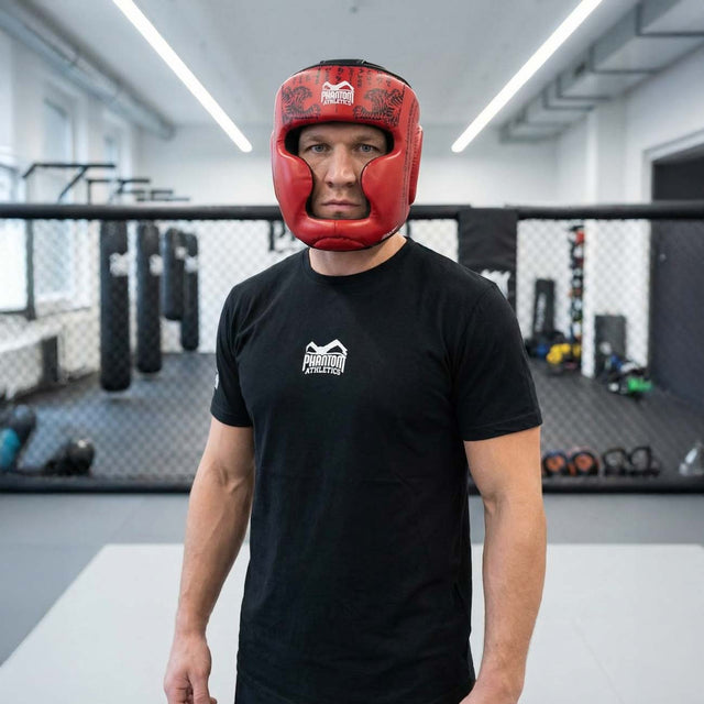 Capacete de boxe Phantom Athletics Muay Thai – Vermelho