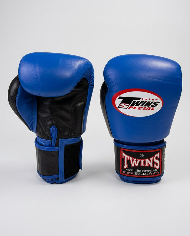 Twins Boxhandschuhe BGVL3 – Blau/Schwarz