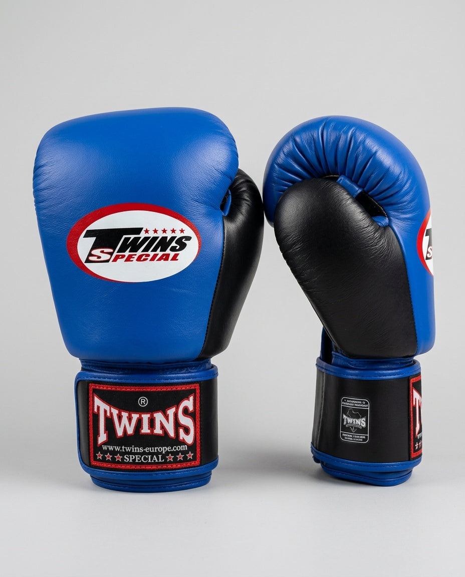 Twins Boxhandschuhe BGVL3 – Blau/Schwarz