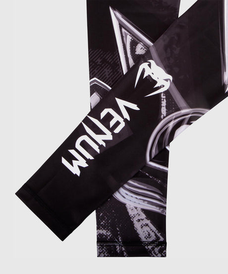 Pantaloni scurți de compresie Venum Gladiator 3.0 – Negru/Gri
