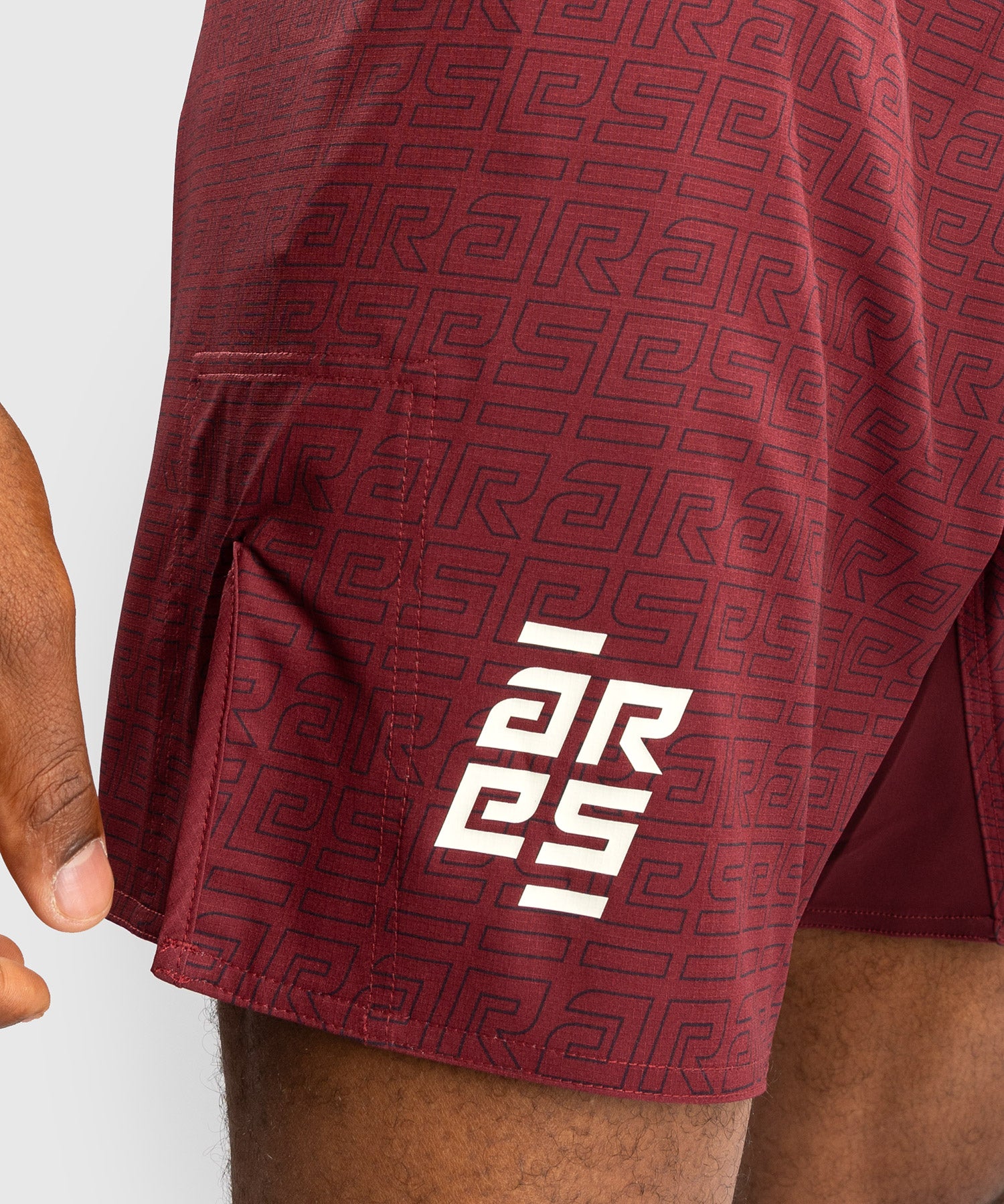 Venum x Ares MMA-shorts – Bordeaux rød