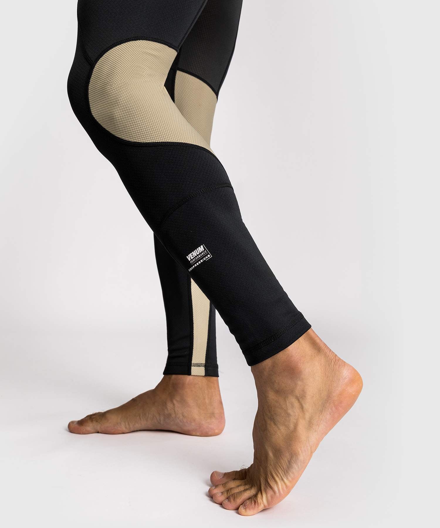 Spodnie spats Venum Adrenaline – Czarne/Piaskowe