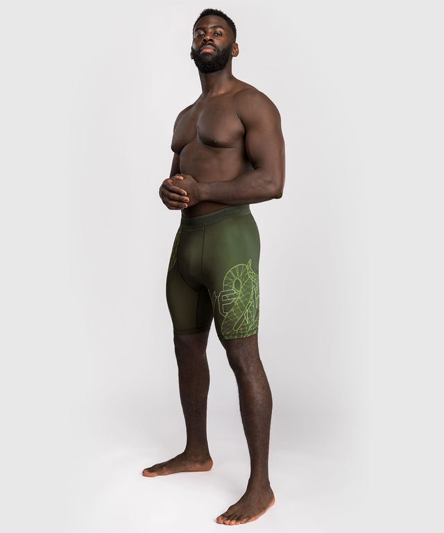 Venum Kompressionsshorts Serpenti – Khaki Grøn