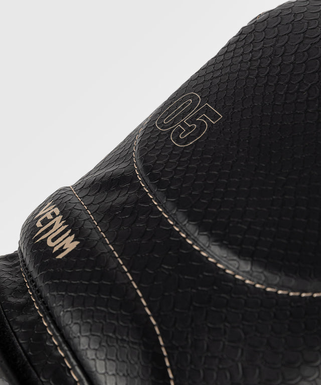 Guantes de boxeo Venum Impact Evo Scales – Negro