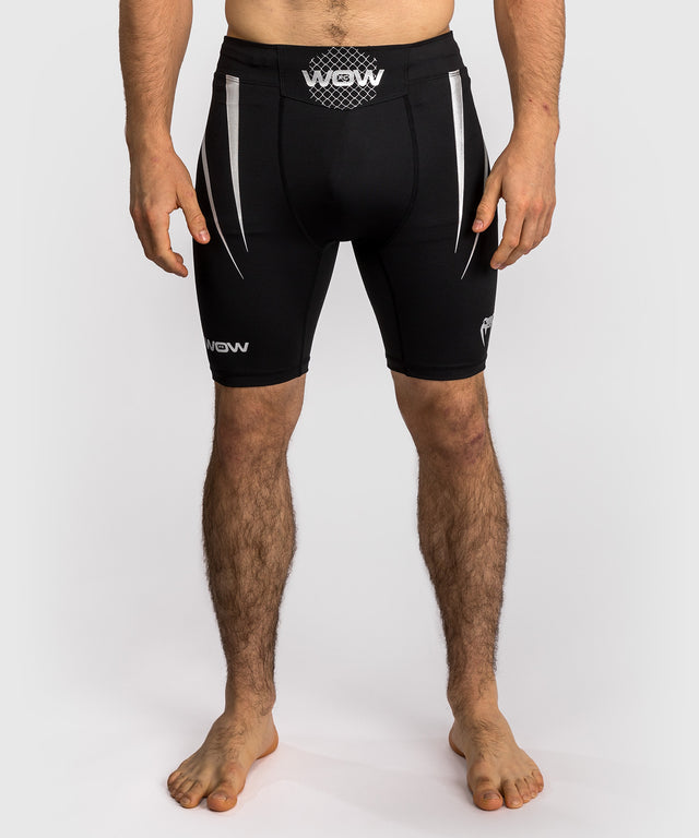 Venum x WOW FC Vale Tudo Shorts – Svart/Silvergrå