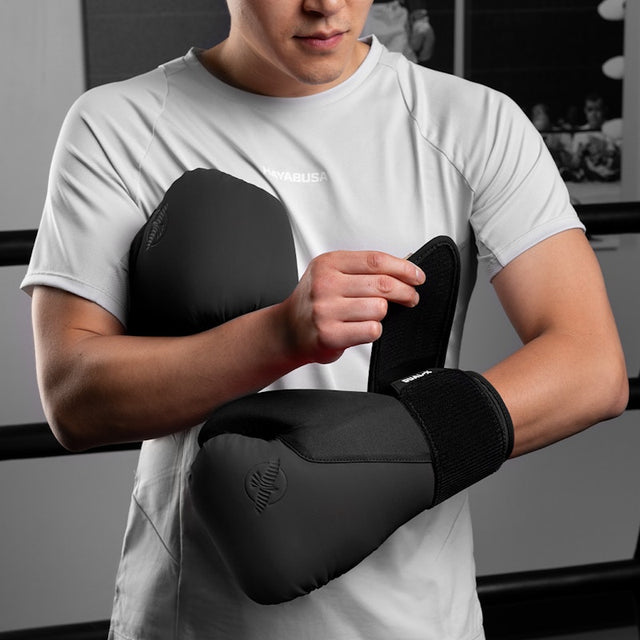 Guantoni da boxe Hayabusa T360 – Nero