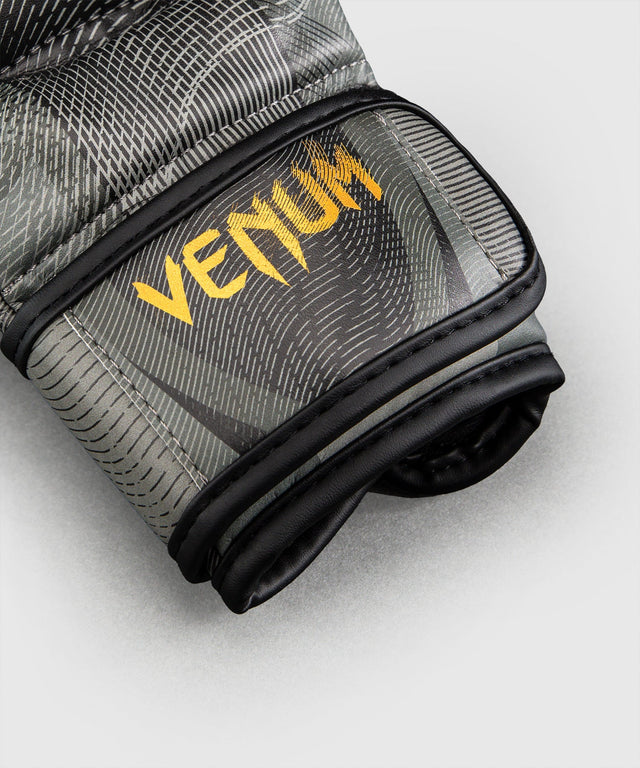 Luvas de MMA Venum Galactic 3.0 – Preto/Ouro