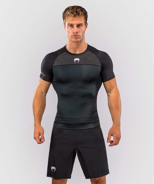 Venum Rashguard G-Fit Scale Kortärmad - Svart